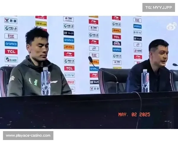 杨鸣主场与技术台人员发生冲突首度曝光 越界言辞引发广泛热议 杨鸣主场与技术台人员发生冲突首度曝光 越界言辞引发广泛热议