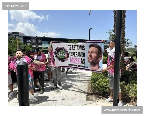 梅西惊艳表现征服球迷社交媒体热议刷屏掀起新一轮讨论 梅西惊艳表现征服球迷社交媒体热议刷屏掀起新一轮讨论