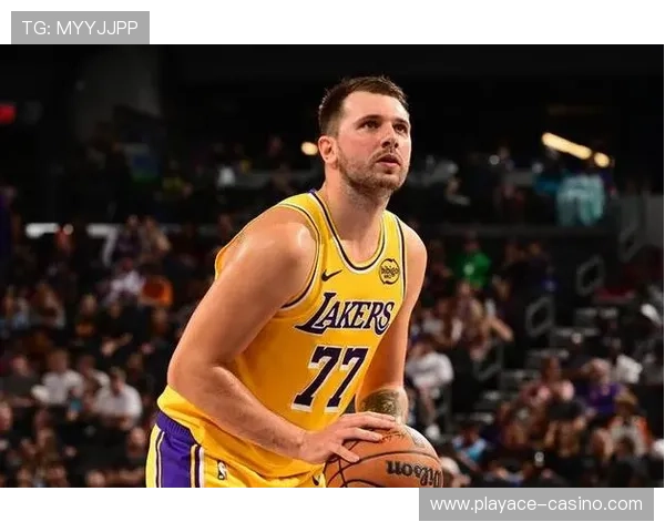 东契奇单月场均30.1分8.4篮板8.6助攻 64记三分创湖人历史新纪录